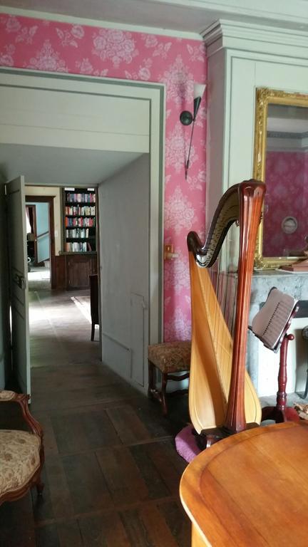 Chateau De Bellefond Lagraulière 外观 照片